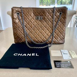 Chanel Dark Gold/Bronze Quilted Calfskin Leather 2.55 Reissue Shopping Tote Bag